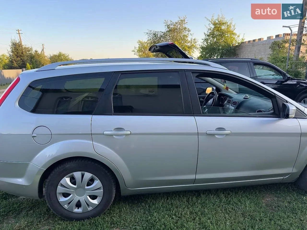 Ford Focus 2008 photo 4
