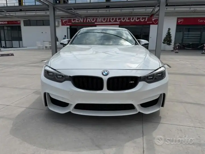 BMW M4 2018 photo 2