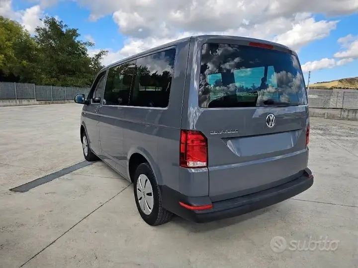 Volkswagen Caravelle 2021 photo 4