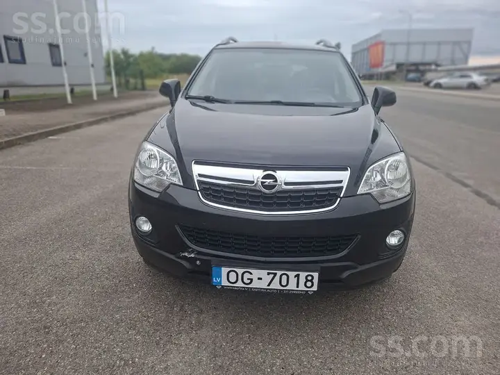 Opel Antara 2013 photo 2