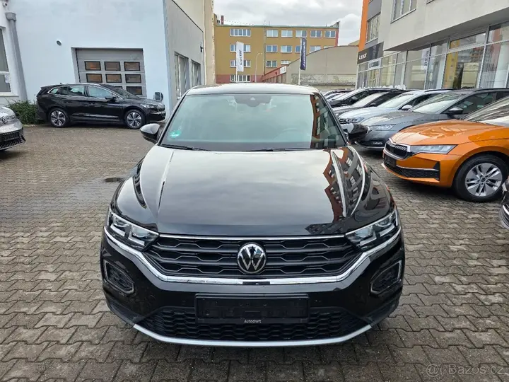 Volkswagen T-Roc Sport 2021 photo 2
