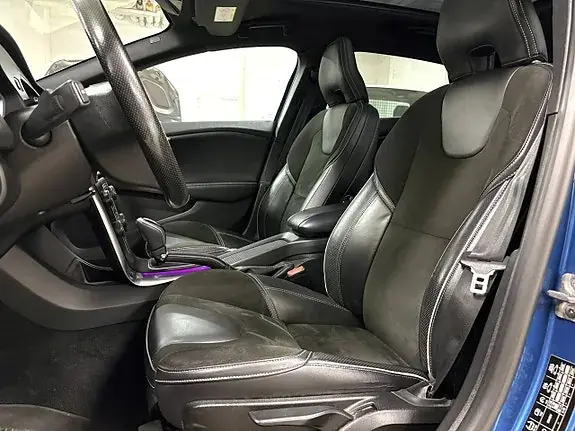 Volvo V40 2017 photo 4