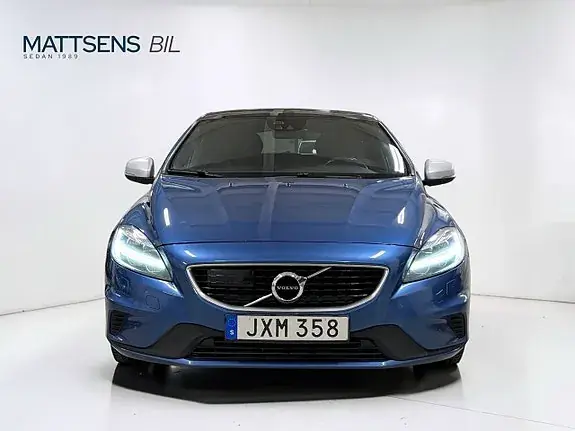 Volvo V40 2017 photo 2