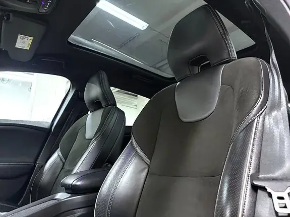 Volvo V40 2017 photo 5