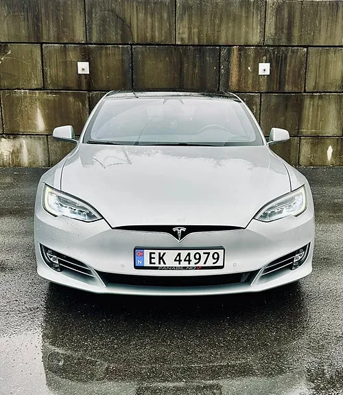 Tesla Model S 2017 photo 4