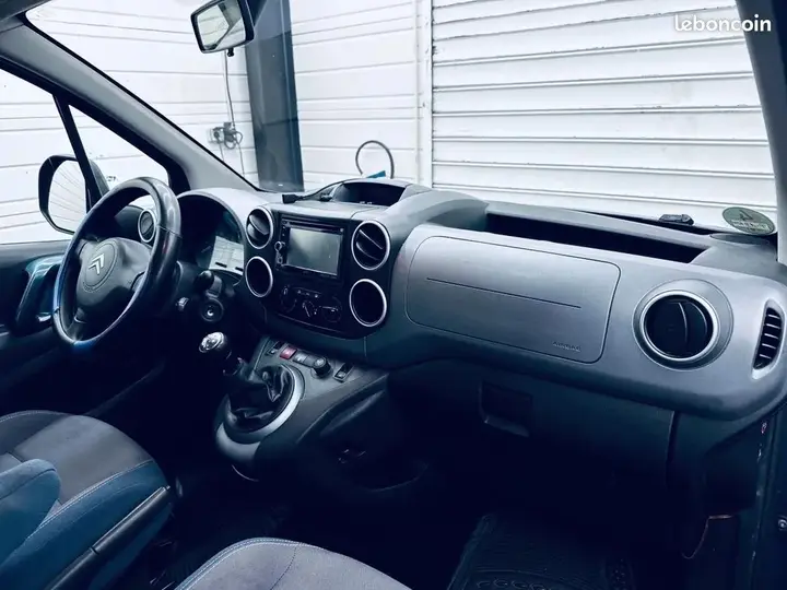 Citroen Berlingo 2010 photo 3
