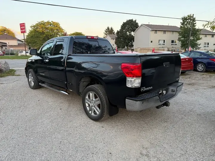 Toyota Tundra 2010 photo 5