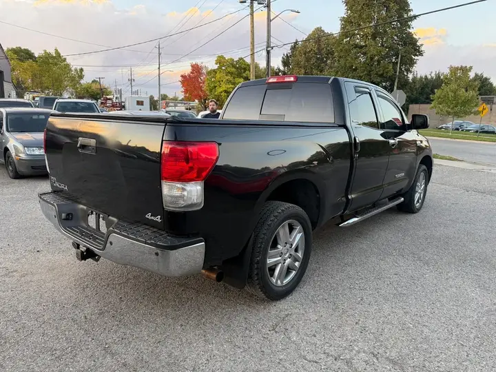 Toyota Tundra 2010 photo 4