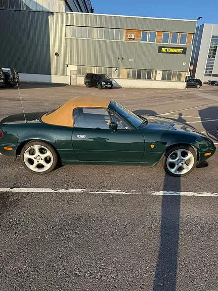 Mazda Mx-5 1996 photo 4