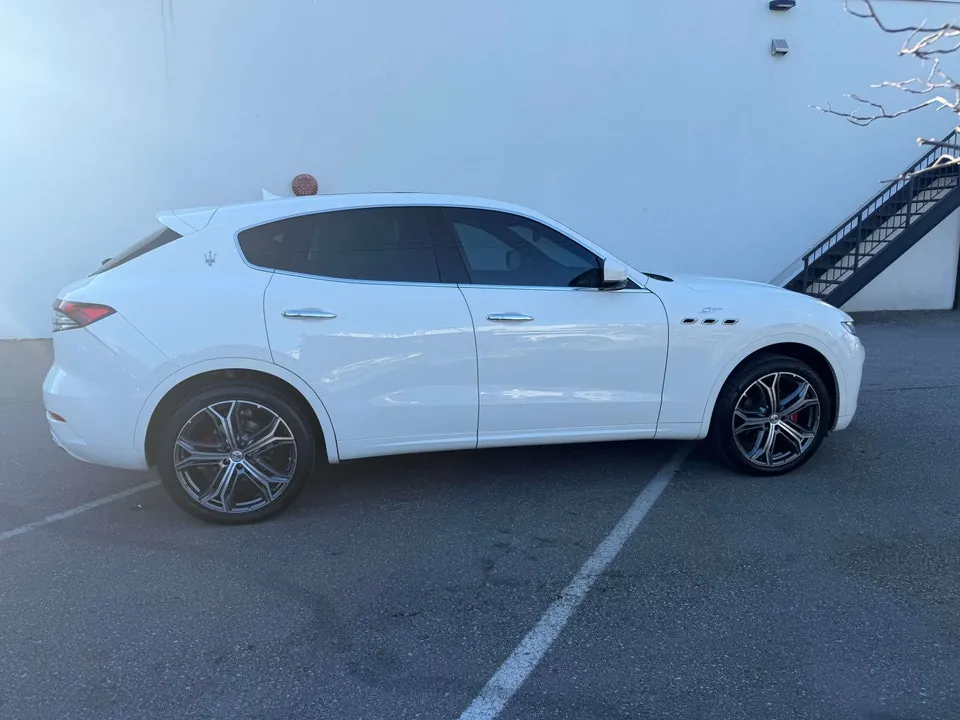 Maserati Levante 2023 photo 4