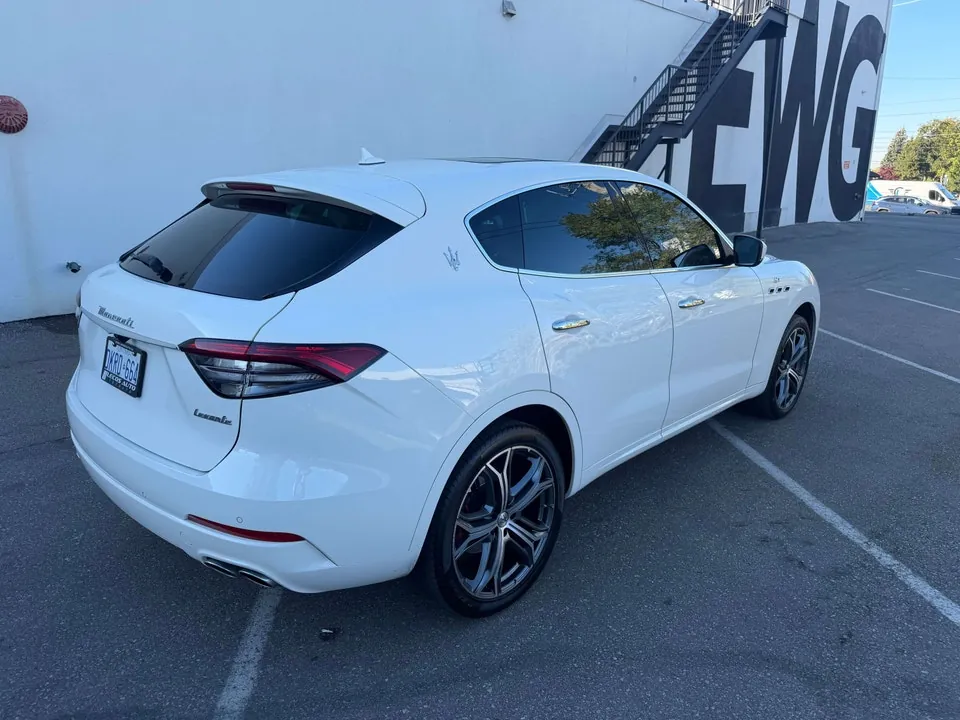Maserati Levante 2023 photo 5