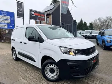 Peugeot Partner 2023 photo 3
