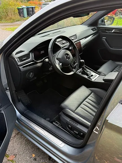 Skoda Superb 2021 photo 4