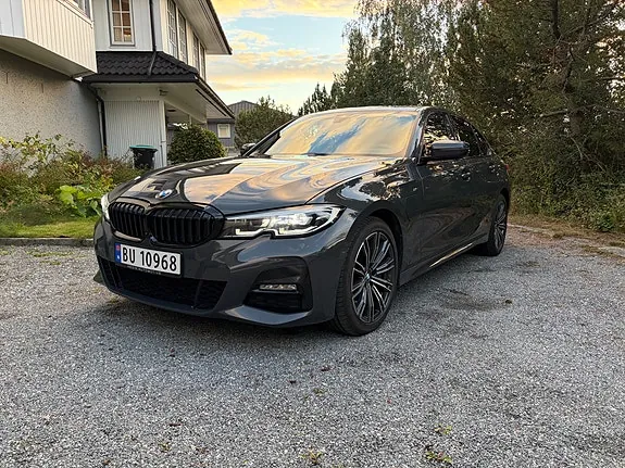 BMW 330E