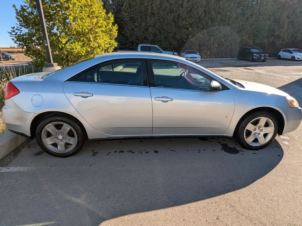 Pontiac G6 2009 photo 3
