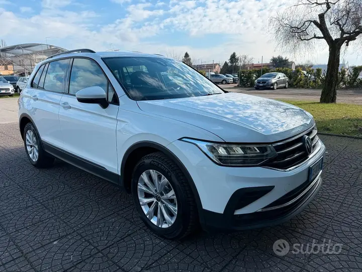 Volkswagen Tiguan 2021 photo 3