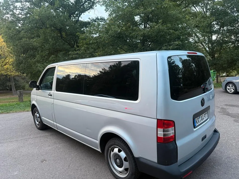 Volkswagen T5 Kombi
