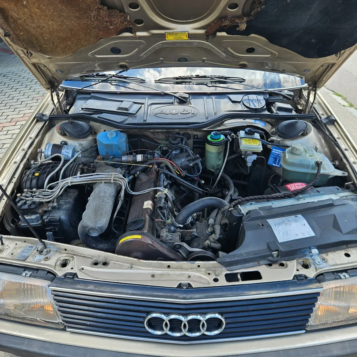 Audi 100 1986 photo 3
