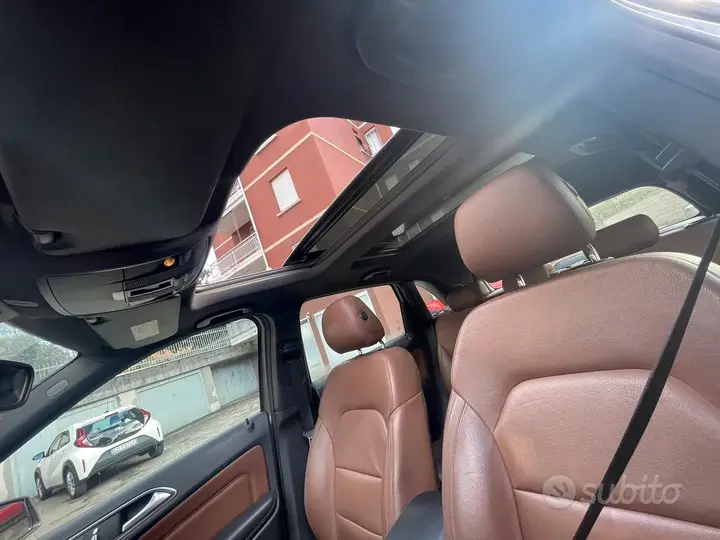 Mercedes-Benz B200 2015 photo 3