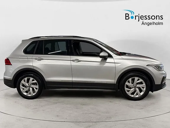 Volkswagen Tiguan 2021 photo 2