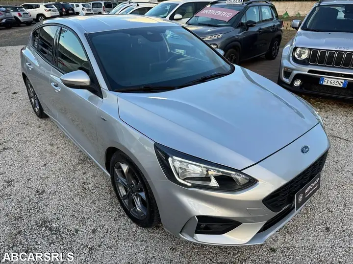 Ford Focus 2021 photo 4