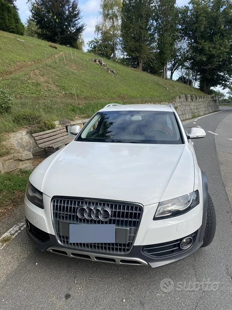Audi A4 Allroad 2010 photo 4