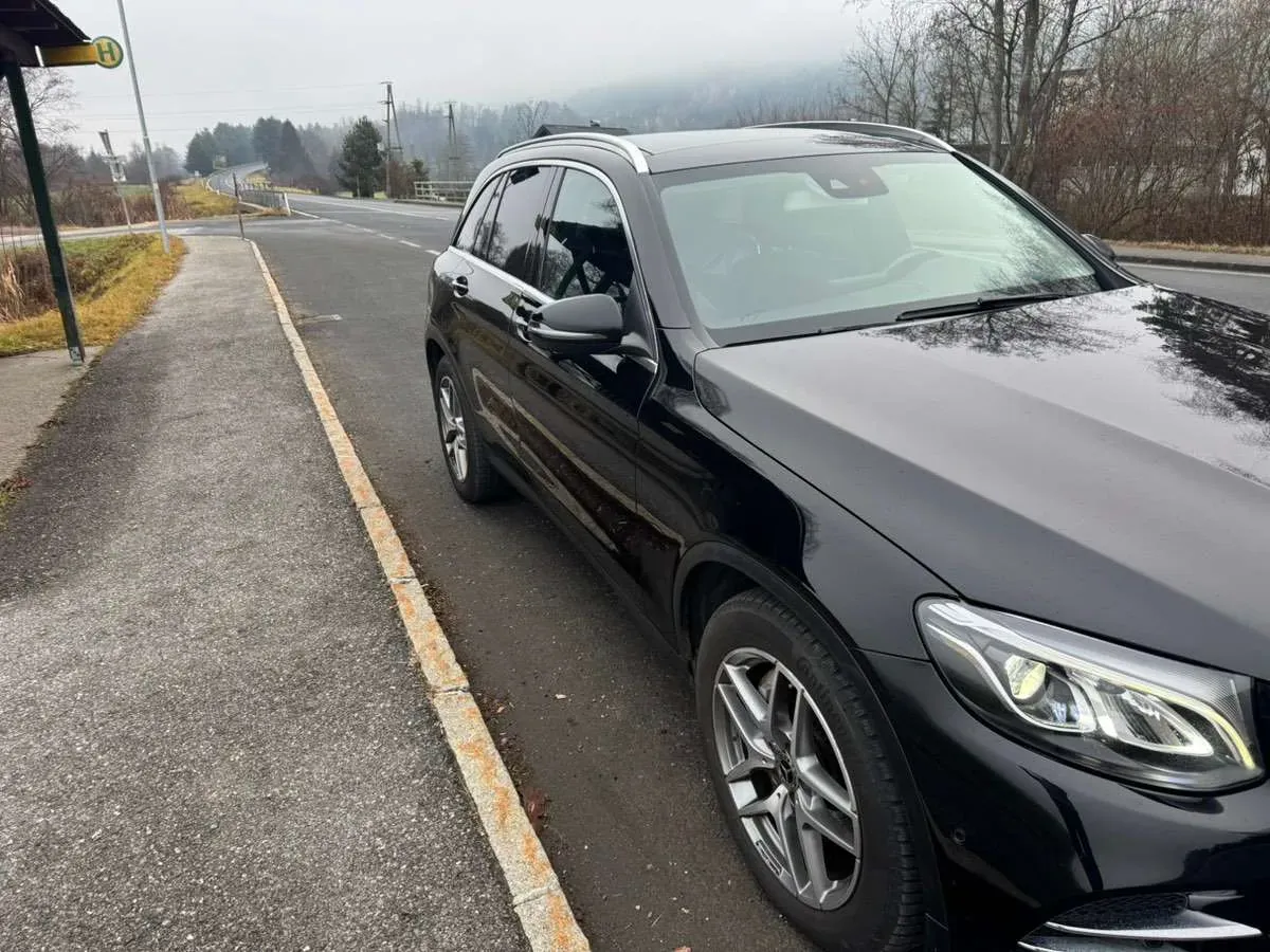 Mercedes-Benz Glc-Class 2019 photo 2
