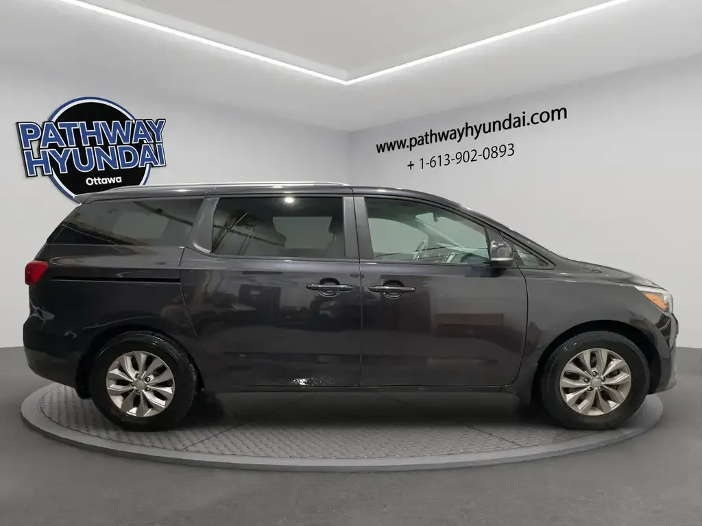 Kia Sedona 2019 photo 3