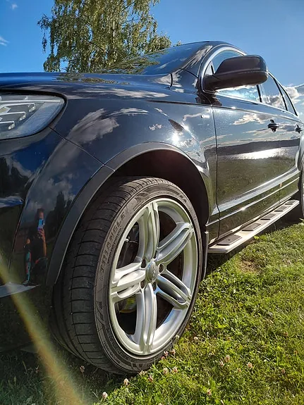 Audi Q7 2013 photo 4