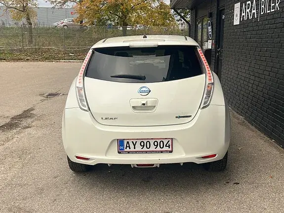 Nissan Leaf 2014 photo 4
