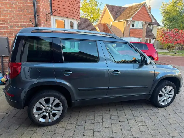 Skoda Yeti 2017 photo 4