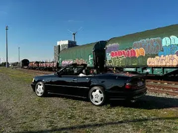 Mercedes-Benz W124
