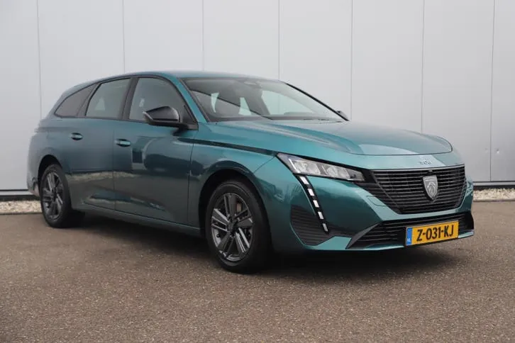Peugeot 308 2024 photo 3