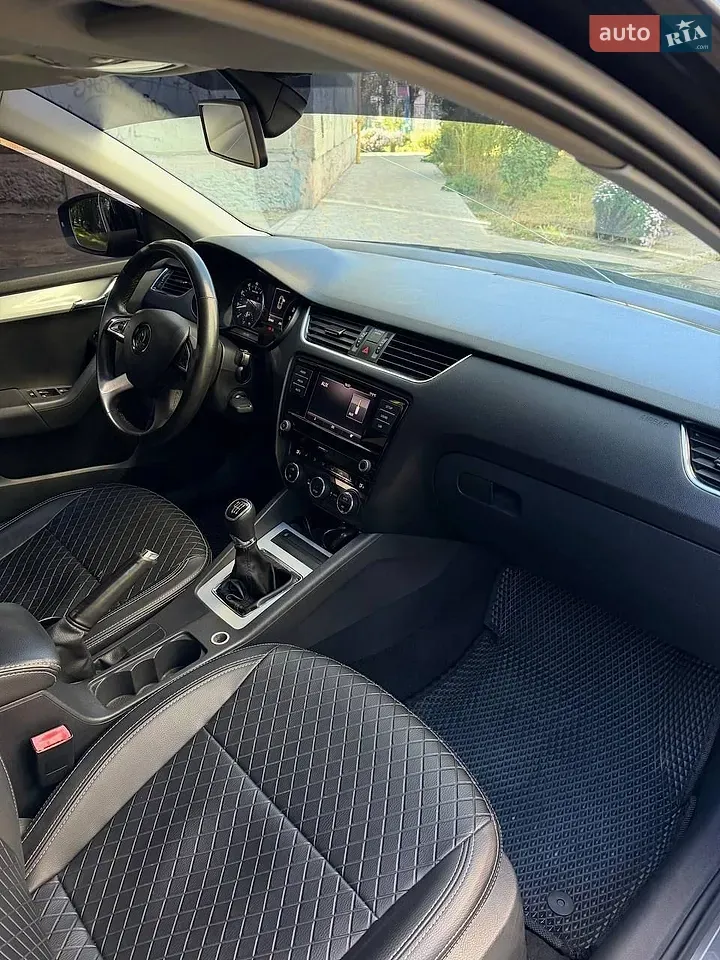 Skoda Octavia 2013 photo 4