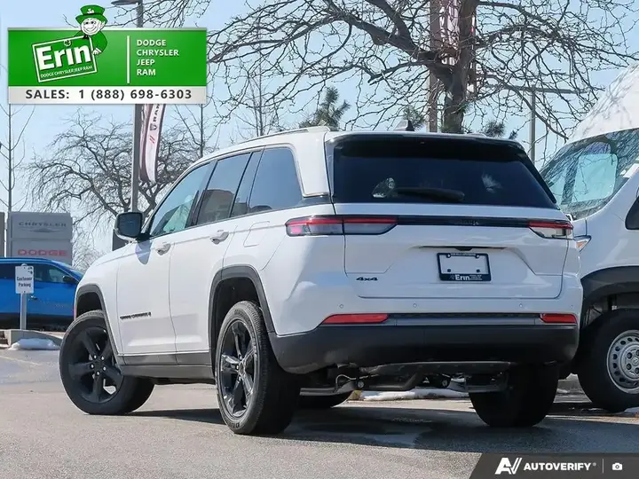 Jeep Grand Cherokee 2026 photo 4