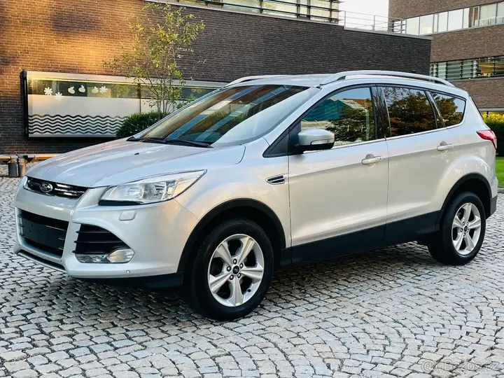 Ford Kuga 2024 photo 2
