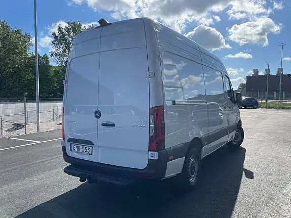 Mercedes-Benz Sprinter 317 2026 photo 3