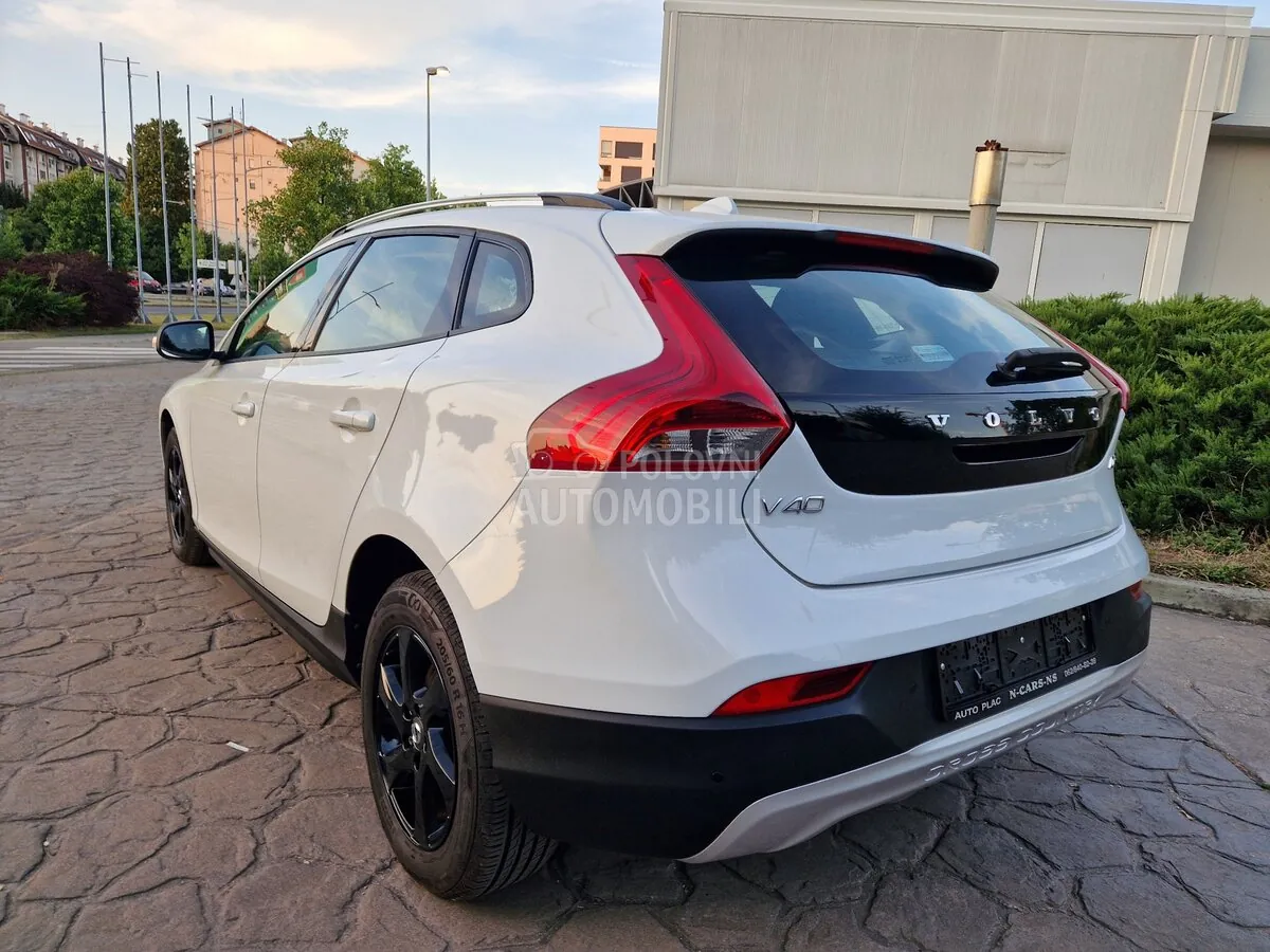 Volvo V40 2014 photo 4