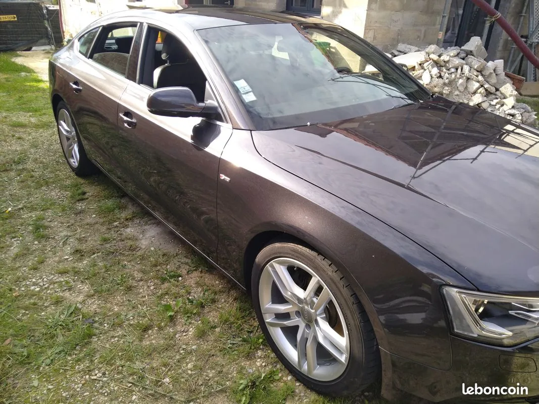 Audi A5 2012 photo 2