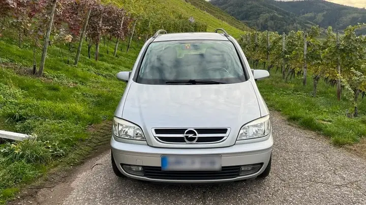Opel Zafira A