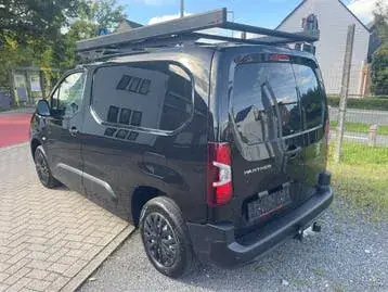 Peugeot Partner 2023 photo 3