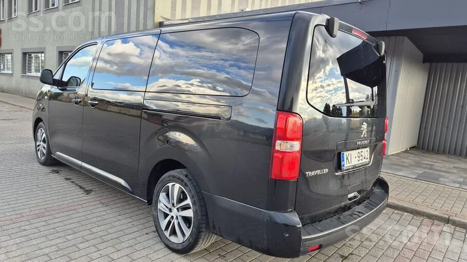 Peugeot Traveller 2018 photo 2