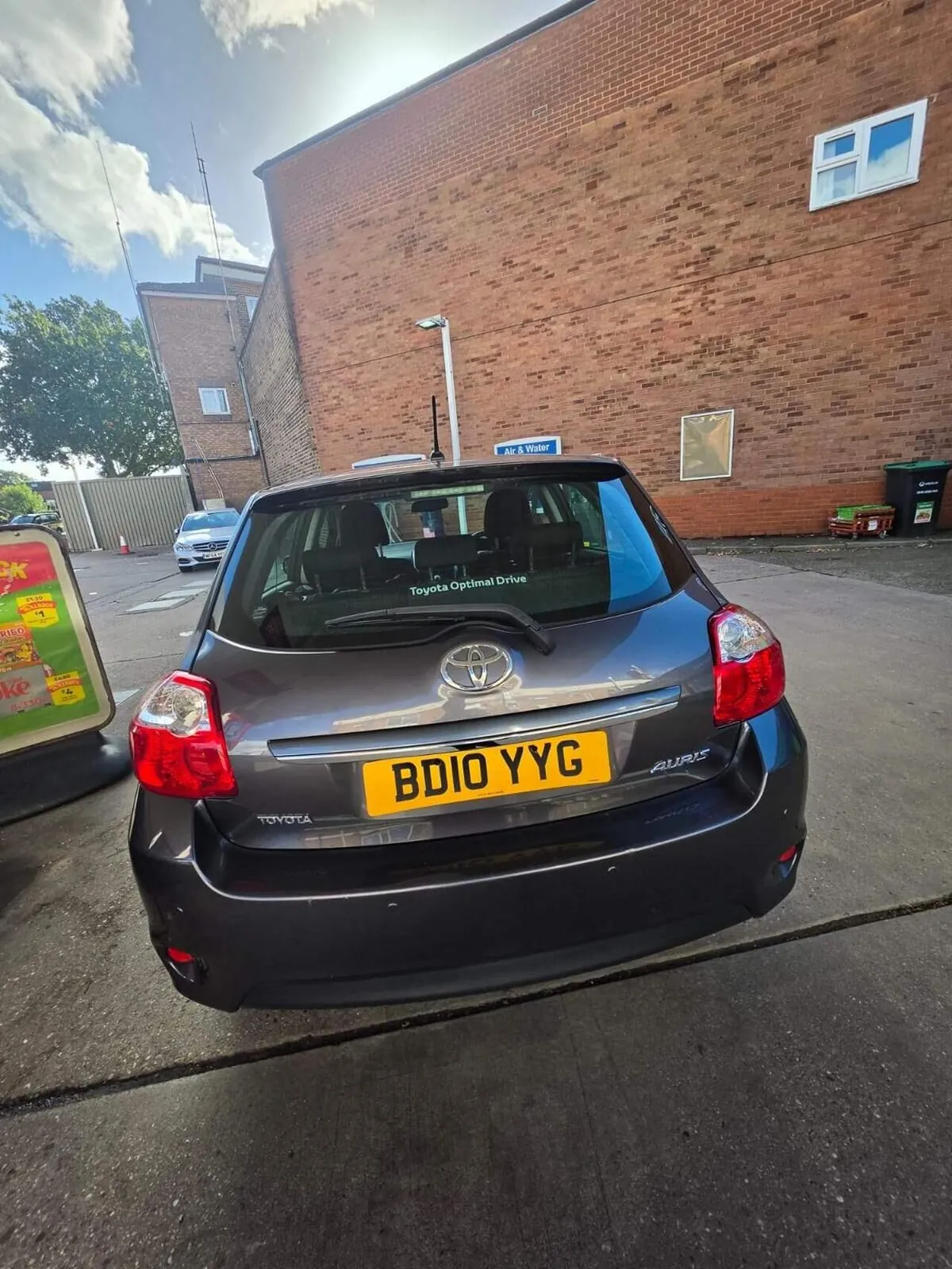 Toyota Auris 2010 photo 3