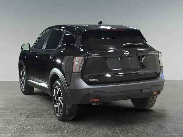 Nissan Kicks 2025 photo 3