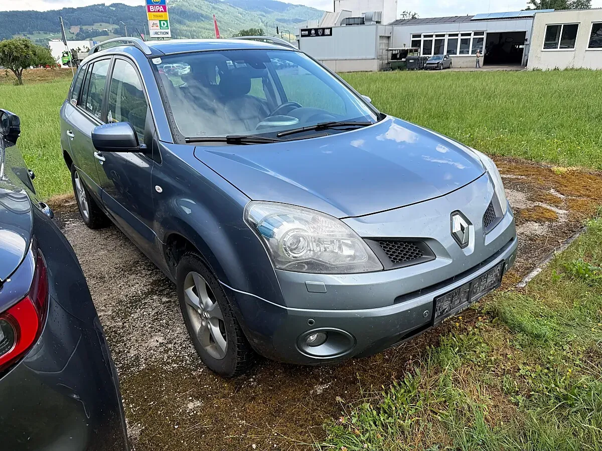 Renault Koleos 2009 photo 3