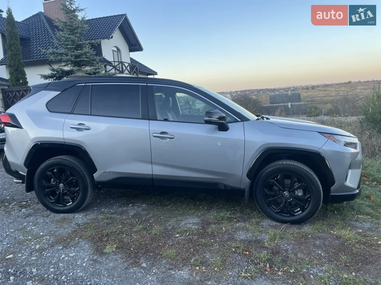 Toyota Rav4 2022 photo 5