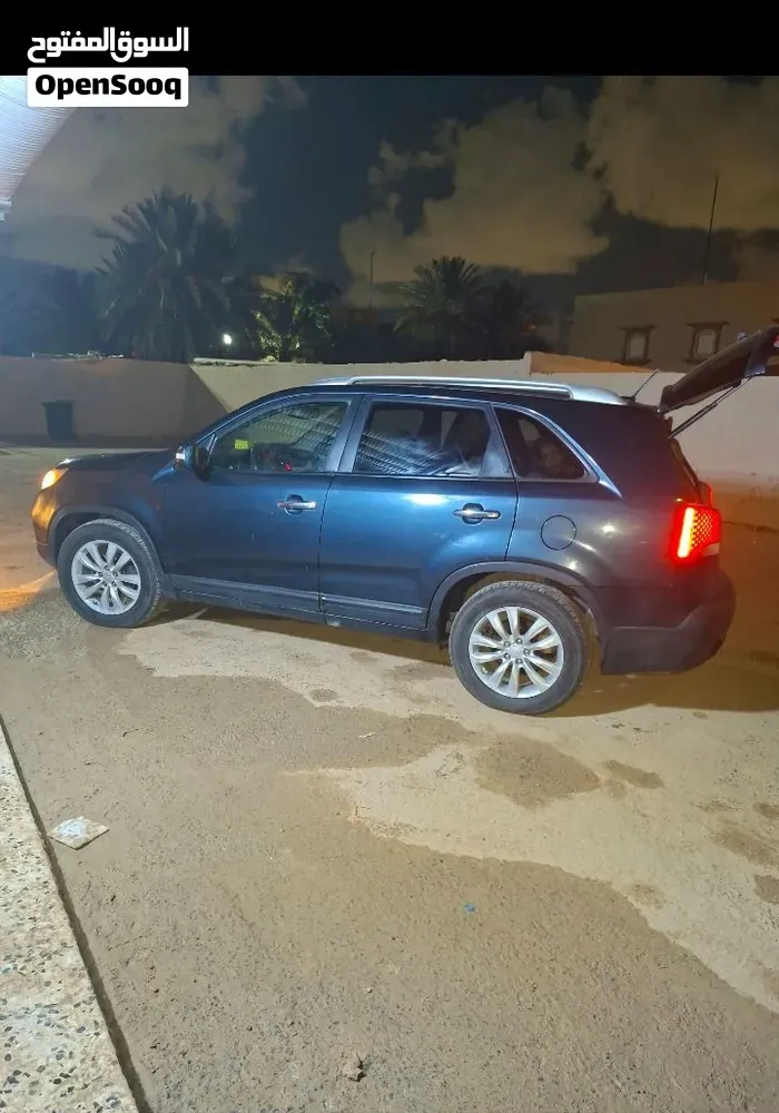 Kia Sorento 2012 photo 2