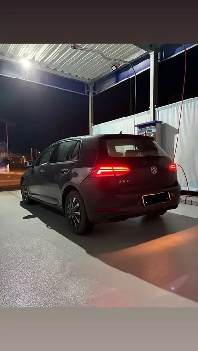 Volkswagen Golf 2019 photo 2