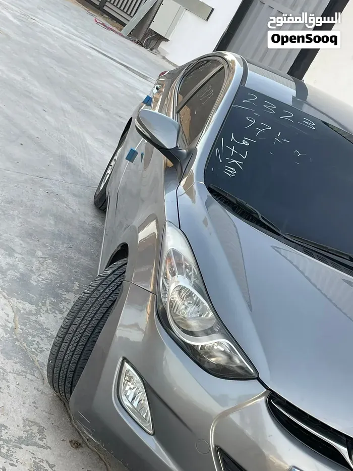 Hyundai Avante 2012 photo 3