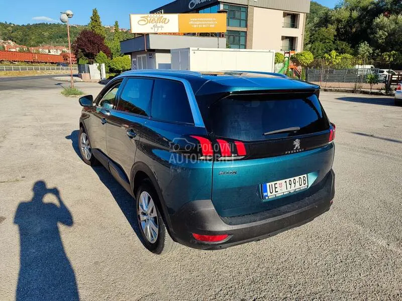 Peugeot 5008 2017 photo 4